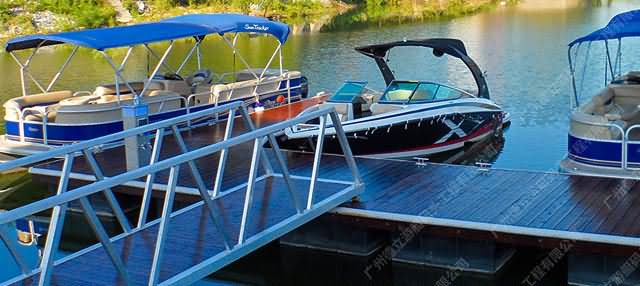 北京青龙湖游船码头活动引桥