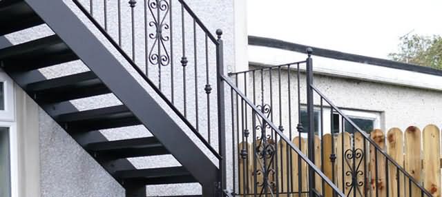 德立专业高品质特色铝合金扶梯、爬梯梯子定制、焊接、加工