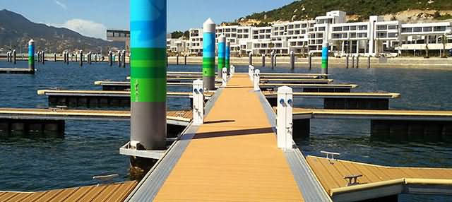 专业高品质防腐木铝合金浮动帆船码头设计、建造工程 浮码头设备